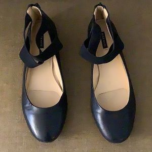 Ladies leather ballet flats